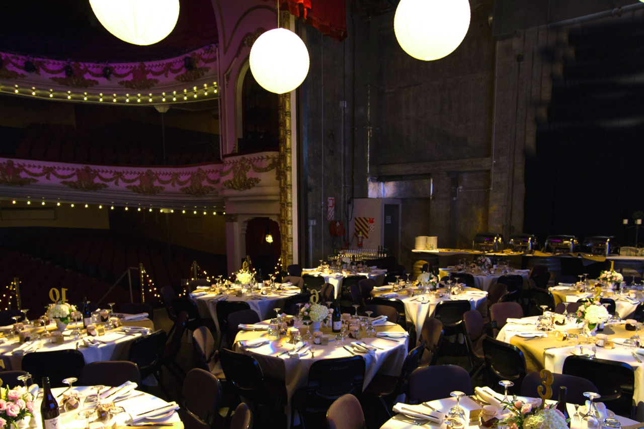 Stage Wedding 36 1900W